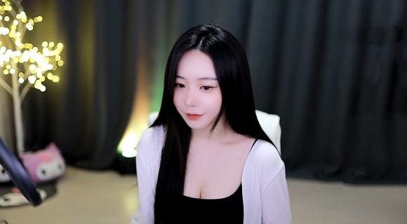 精华液一区二区区别
