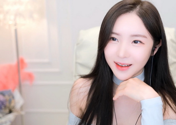 成为班级里的公交车苏苏