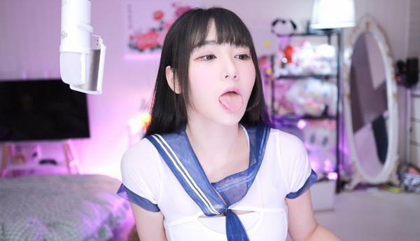 我在稻草截了一段小视频