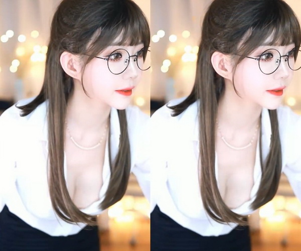 水蜜桃唇蜜嘟嘟唇