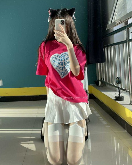 兰姨捂着嘴怕发出声音吵到