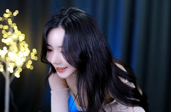 大白兔奶糖1v2的主角是谁