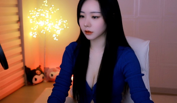 我成了大家的高尔夫球洞