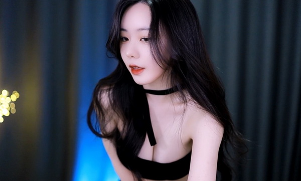 精品人在线二区三区的区别