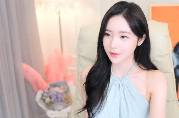 女生嗟嗟嗟很痛无马的原因