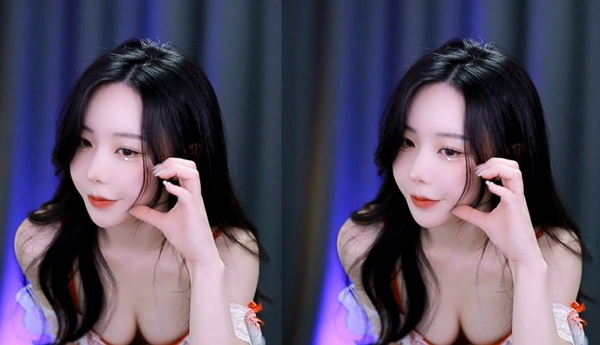 世子很凶插花弄玉最经典的一句