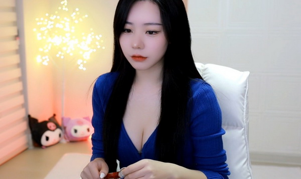 混乱小镇售票员用b验票