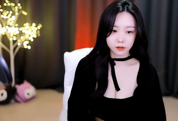 女人四十如狼五十如虎坐地能吃土