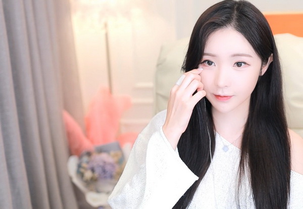 四个熟妇搡BBBB搡BBBB