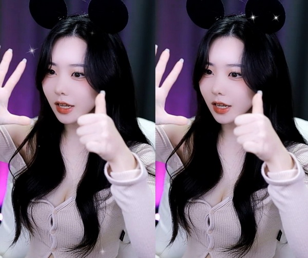 她开始慢迎迎合小心孩子