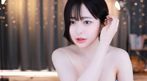 可不可以干湿你现场播放