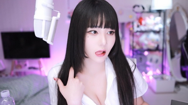 九一丨PORNY丨自拍