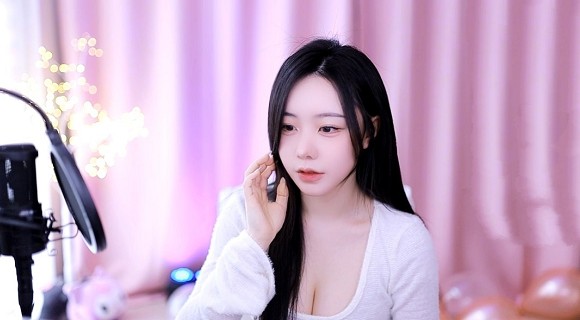 亚洲精品一区二区
