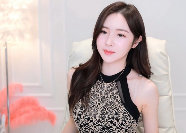 绿巨人聚合藏宝阁