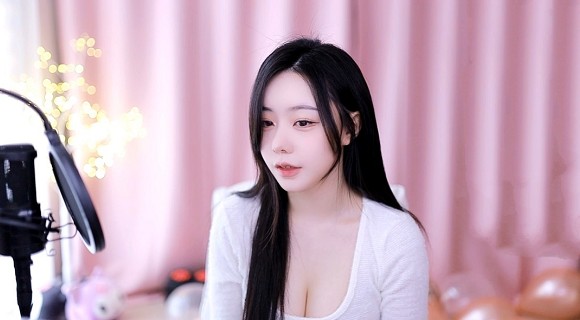 已满十八周岁自觉带纸由此转入