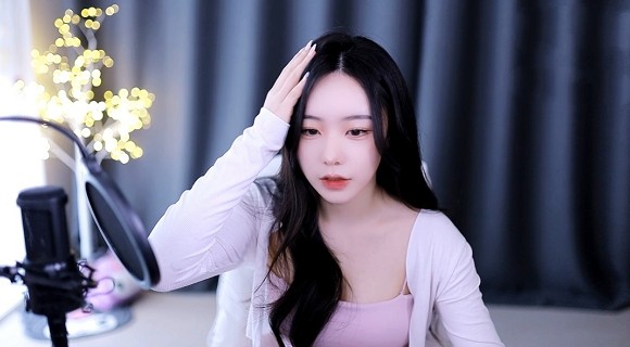 小公主每天都在挨龠中醒来