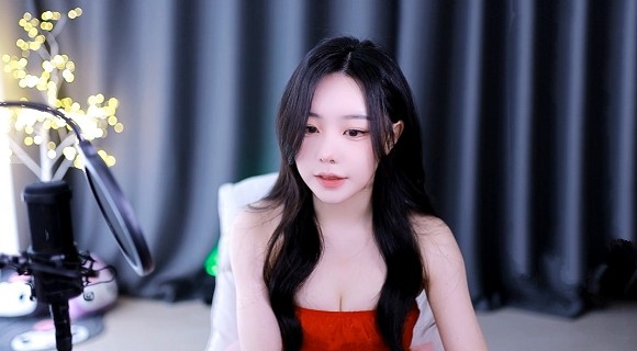 暴躁老姐的csgo心得分享视频