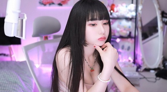已满18岁准备好卫生纸吗转入