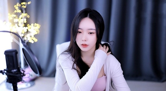 双人床上打扑克又痛又叫免费软件