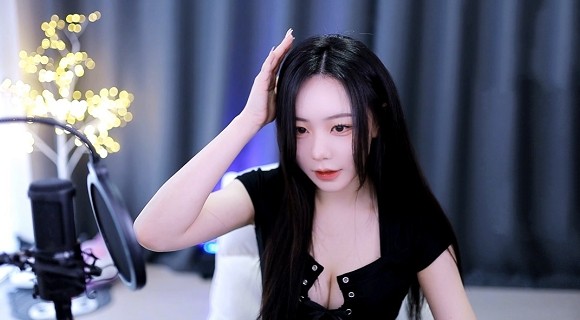 丝瓜视频草莓视频涩涩屋App