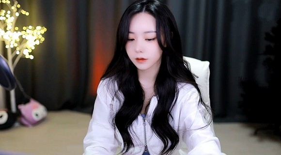 两个球球抖动视频抓球球