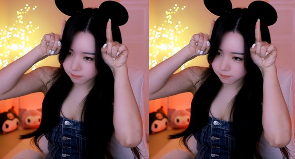 国产HDXXX天美传媒女制服