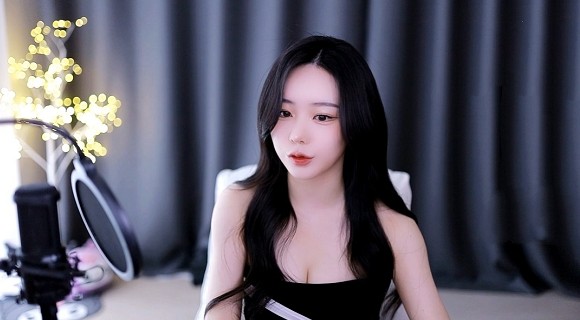 已满18岁点此打开新世界大门