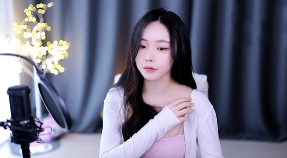怎么把自己变成喷泉夹枕头