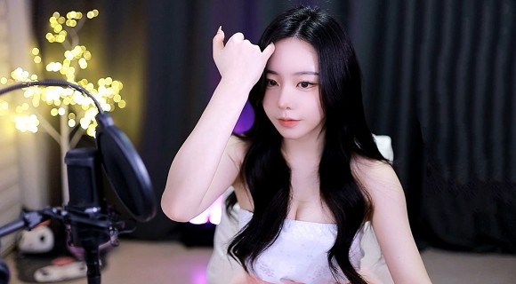 亚洲一线二线三线品牌精华液