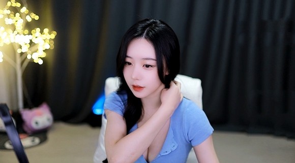 暴躁老姐的CSGO心得分享视频