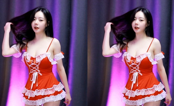 老外玩CSGO的妹子