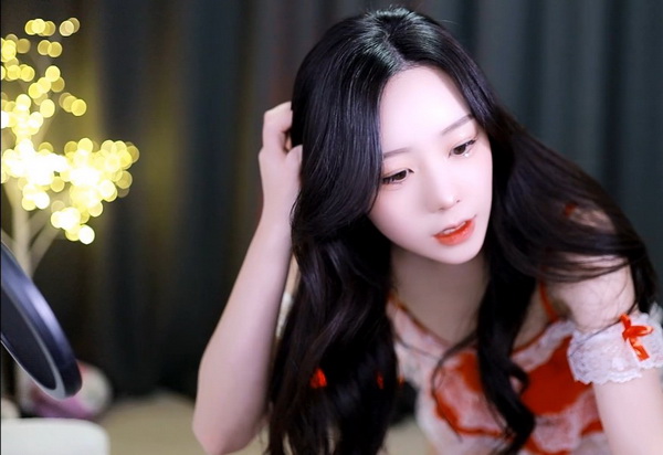 md0070沈娜娜苏清歌团圆火锅
