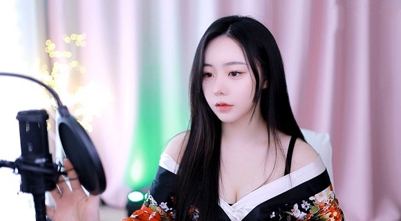 每个世界都被强制爆炒