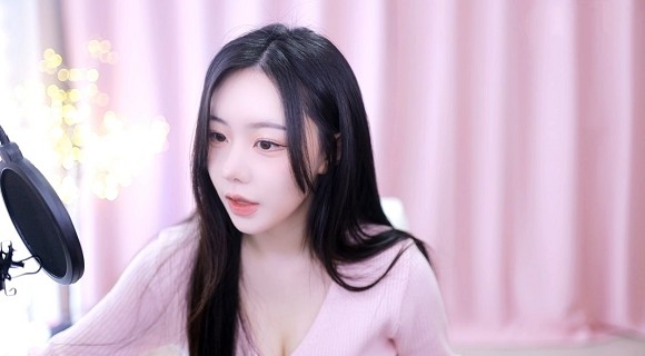 亚洲乱码卡一卡二卡在线观看入口