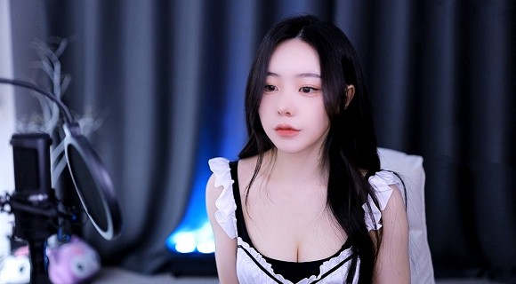 满18岁戴纸从此转折人生文案