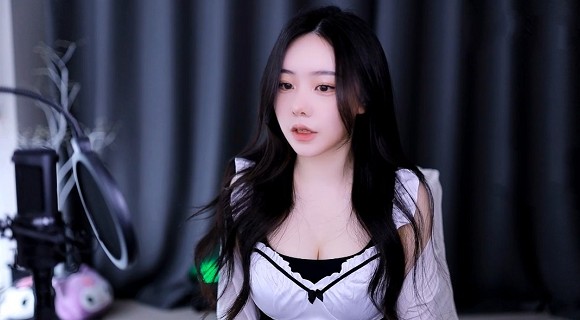 免费精产国品一二三产区白峰美羽