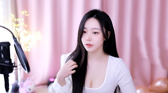 俺来了www国色天香在线观看
