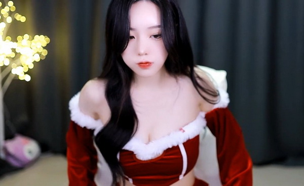 扣扣天美果冻制片厂