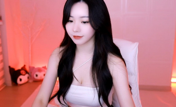 ZoomkooL牧场视频猪最新上传