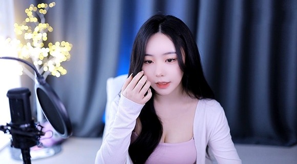 星空无限mV视频梁佳