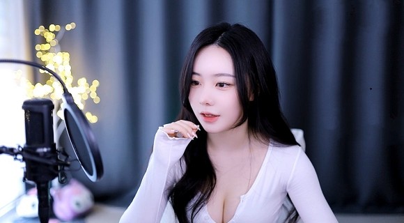 暴躁少女csgo视频第一视角