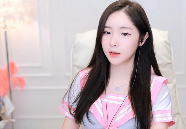 天美麻花星空大象在线看
