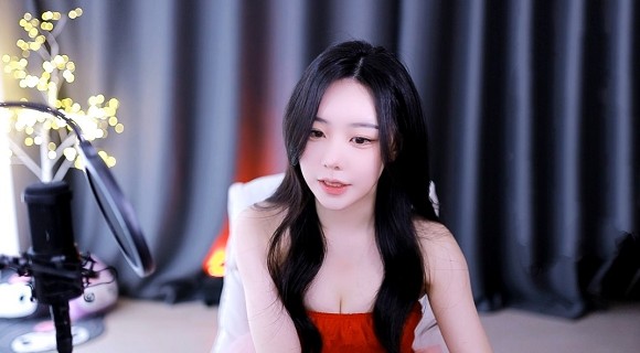 草莓秋葵芭乐绿巨人无限制