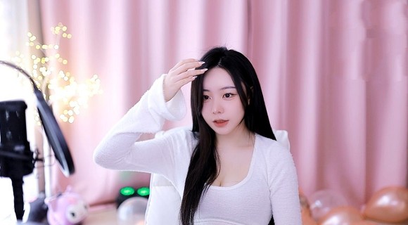 你叫的越大声我就越兴奋是什么歌词