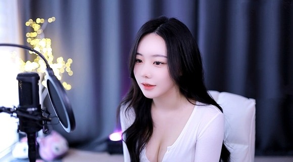 香蕉榴莲丝瓜草莓黄瓜榴莲绿巨人