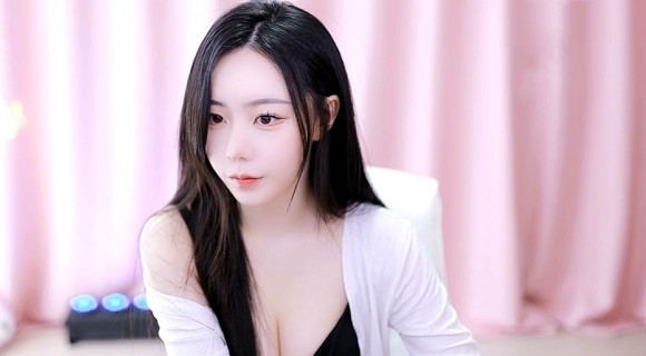 ?豆传?mv郭童童