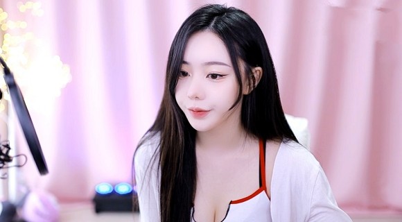 亚州无限乱码一二三四腾讯